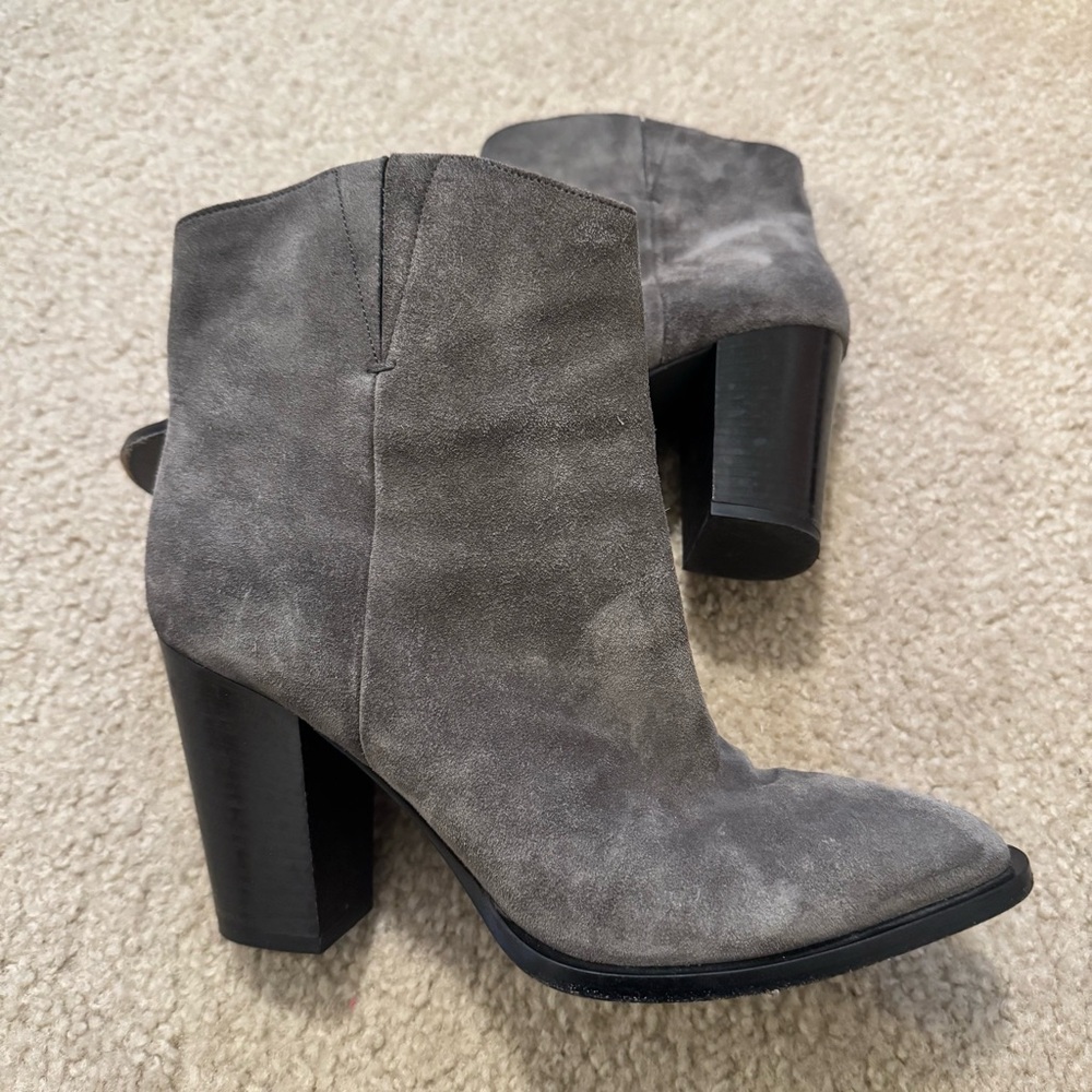 Vince‎ Erving Charcoal Suede Ankle Booties